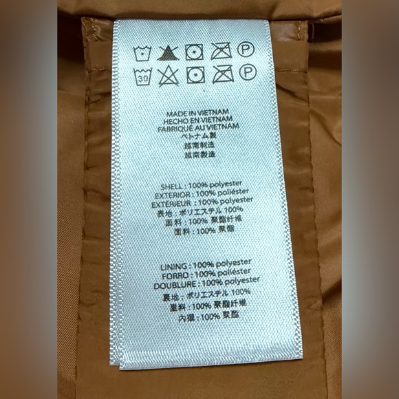 Michael Kors Men's Orange Spice Puffer Vest - Picture 6 of 6